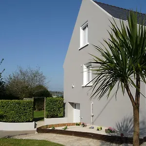 Hébergement de vacances Charmante Maison Vue, Lestraouen